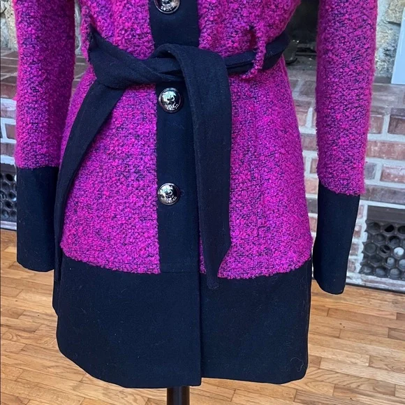 Black Rivet Fuchsia and Black Button Down Coat - Picture 3 of 13